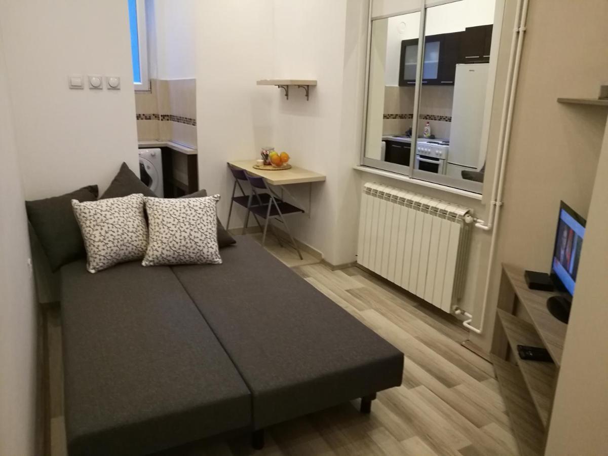 Apartment In The Heart Of Белград Екстериор снимка